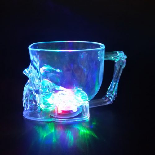 14oz led flashing drinking skull mug